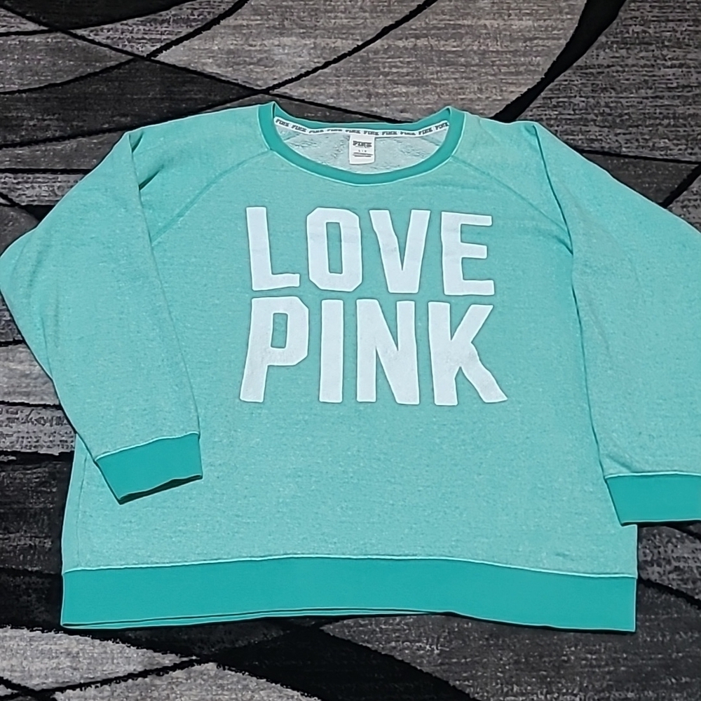 VS PINK 2013 Oversized Logo Crew-Neck Pull-over Sweatshirt